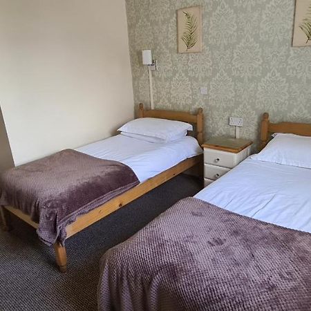 The Merton Hotel Херфорд Екстериор снимка