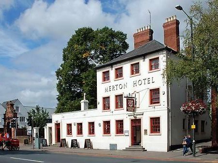 The Merton Hotel Херфорд Екстериор снимка